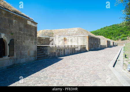 CANAKKALE, TURQUIE - Août 10, 2018 : mise en place fort Rumeli Mecidiye (Tabya turc). Cette mise en place a frappé l'océan du cuirassé HMS Royal BRITANNIQUE N Banque D'Images