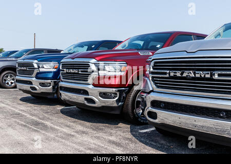 Noblesville - Circa 2018 : août 1500 Ram Camionnettes Dodge à un concessionnaire. Le Ram 1500 Pickup est systématiquement un camion vente supérieur aux États-Unis IV Banque D'Images