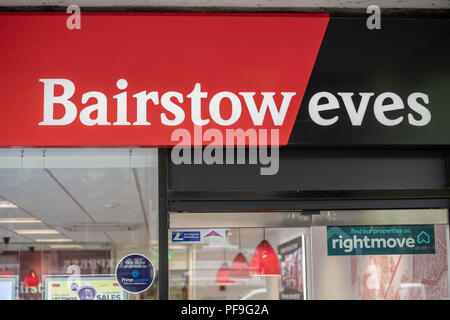 Bairstow Eves (partie de l'échelle d'un groupe plc) Agents immobiliers shop signage de Brentwood Essex Banque D'Images