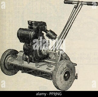 Ce catalogue célèbre le 75e anniversaire d’une entreprise, mettant en avant une gamme d’équipements de jardinage, d’outils agricoles, de semences, de bulbes et de plantes. Il présente divers produits tels que des blocs de fer et des systèmes de poulies pour le jardinage et l'utilisation agricole. Banque D'Images