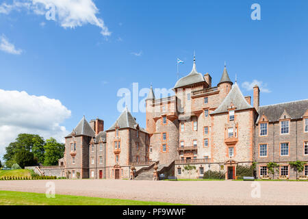 Thirlestane Castle de Lauder, en Écosse. Le château du 16ème siècle, une maison de campagne restaurée, est situé dans la région des Scottish Borders. Banque D'Images