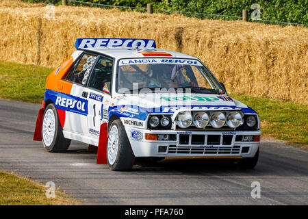 1993 Lancia Delta HF Integrale Group un rallye voiture avec chauffeur John Saunders à la Vitesse de Goodwood 2018 Festioval, Sussex, UK. Banque D'Images