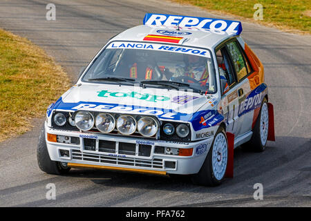 1993 Lancia Delta HF Integrale Group un rallye voiture avec chauffeur John Saunders à la Vitesse de Goodwood 2018 Festioval, Sussex, UK. Banque D'Images