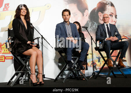Tokyo, Japon. 21 août, 2018. (L à R) L'actrice canadienne Evangeline Lilly, acteur américain Paul Rudd et directeur Peyton Reed assister à une réunion du ventilateur pour le film Ant-Man and the Wasp le 21 août 2018, Tokyo, Japon. Les acteurs qui s'est rendu au Japon pour promouvoir la suite Ant-Man qui sortira au Japon le 31 août. Credit : Rodrigo Reyes Marin/AFLO/Alamy Live News Banque D'Images