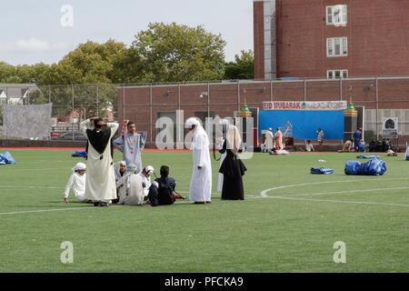 Jamaica Queens. Août 21, 2018. La Jamaïque, Queens, New York, le 21 août 2018 - Les participants au cours de l'Eid Mubarak célébrations dans la Jamaïque des reines. Promu par le centre musulman de la Jamaïque (JMC) que cervices l'un des plus importants de la communauté musulmane aux Etats-Unis. Photos : Luiz Rampelotto/EuropaNewswire | Conditions de crédit dans le monde entier : dpa/Alamy Live News Banque D'Images