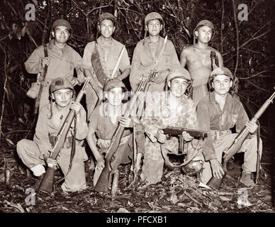 Code Talkers Navajo sur Bougainville dans le Pacifique Sud durant la Seconde Guerre mondiale en 1943. Banque D'Images