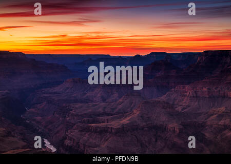 Coucher de soleil sur le Grand Canyon de la négliger Point Hopi Banque D'Images