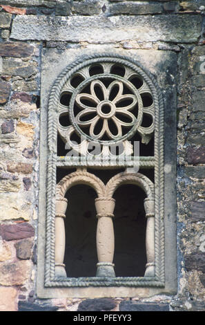 L'Europe, l'Espagne, le nord de l'Espagne, Oviedo, Iglesia de San Miguel de Lillo, fenêtre Banque D'Images