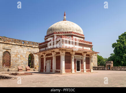 New Delhi , Inde- 20 septembre 2014 Vue de l'Imam Zamin's tomb Banque D'Images