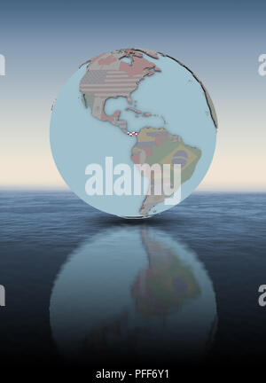 Panama avec drapeau national sur le globe au-dessus de la surface de l'eau. 3D illustration. Banque D'Images
