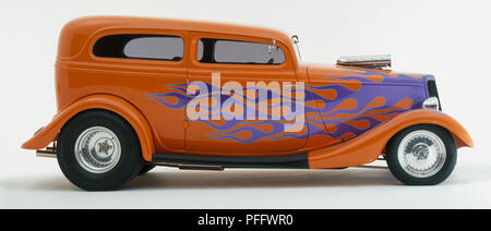 Modèle de Berline 1934 Ford hot rod, side view Banque D'Images