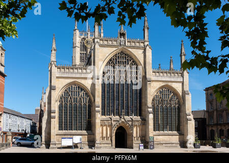 Image de Kingston Upon Hull UK City of Culture 2017. Montré est l'ancienne église Holy Trinity maintenant appelé Hull Minster prises contre un ciel bleu. Banque D'Images