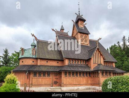 La région de Karpacz, Basse Silésie- Église Wang, démantelés en Norvège et s'installe à la Pologne par le roi de Prusse Frédéric-Guillaume en 1841 4 Banque D'Images