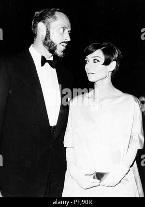 Audrey Hepburn, Mel Ferrer, Paris 1965 Banque D'Images