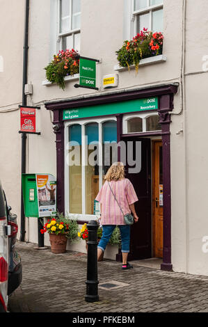 Publiez une Rosscarberry Rosscarberry, bureau de poste, à l'Ouest de Cork, Irlande. Banque D'Images