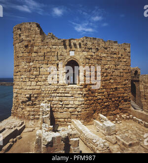 Liban, section de la mer château des Croisés à Sidon, une forteresse du 13ème siècle construit par les croisés sur une petite île reliée au continent par une chaussée. Banque D'Images