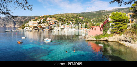 Assos sur l'île de Céphalonie en Grèce Banque D'Images