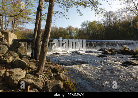 Wiswall emplacement du barrage le long de la rivière de la lamproie à Durham, New Hampshire. Banque D'Images