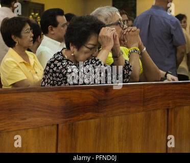 Quezon City, Philippines. 1er février, 2013. Activiste philippine Etta Rosales, vu au cours de la messe.Une masse de l'Église commémorant le 35ème anniversaire de l'assassinat de Benigno Aquino Jr. (aéroport international Ninoy) qui a été assassiné le 21 août 1983 en descendant l'escalier d'un avion à l'Aéroport International de Manille. Credit : Josefiel Rivera SOPA/Images/ZUMA/Alamy Fil Live News Banque D'Images