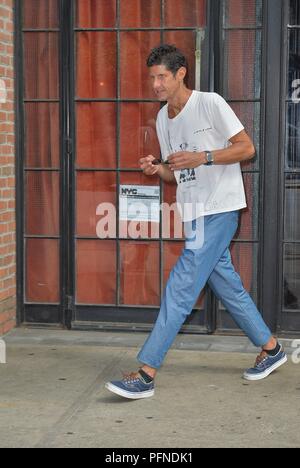 New York, NY, USA. 21e Août 2018. Dehors et environ pour la célébrité Candids - TUE, New York, NY, le 21 août 2018. Credit : Kristin Callahan/Everett Collection/Alamy Live News Banque D'Images
