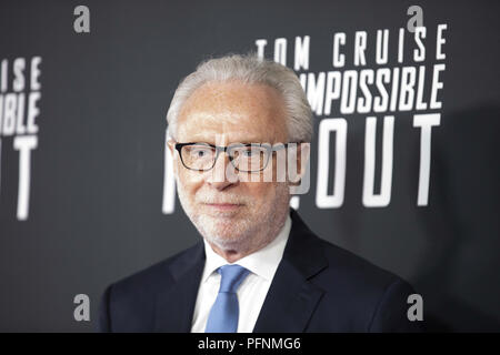 Washington, District de Columbia, Etats-Unis. 22 juillet, 2018. Wolf Blitzer sur le tapis rouge avant la projection du film Mission Impossible un Fallout le Smithsonian National Air and Space Museum le 22 juillet, à Washington, DC. Crédit : Alex Edelman/ZUMA/Alamy Fil Live News Banque D'Images