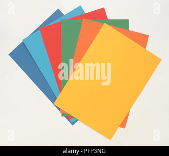 Carte de couleur, jaune, orange, vert, rouge et bleu. Banque D'Images