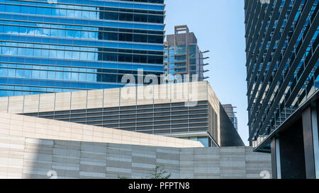 Singapour - le 11 août 2018 : édifices du centre-ville moderne Banque D'Images