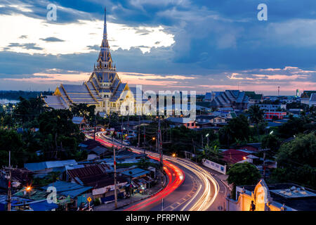 Temple Wat sothorn wararam worawihan Cha choeng sao province Tha Banque D'Images