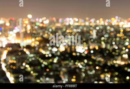 Bangkok city scrapers avec bâtiment élevé dans l'obscurité. Banque D'Images