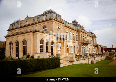 Octobre 2015 - arracher park, un domaine situé dans le Silsoe, Bedfordshire, Angleterre ; il a été construit en 1830 dans le style d'un Fre du xviiie siècle Banque D'Images