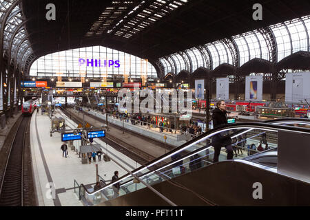 Décembre 2017 - vue de la gare centrale de Hambourg, Allemagne Banque D'Images