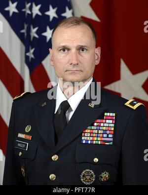 Le général de l'armée américaine Wendul G. Hagler, pose pour son portrait officiel dans l'Armée portrait studio au Pentagone à Arlington, Va, le 24 mai 2018. Banque D'Images