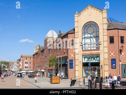 Le centre-ville de Scarborough Royaume-Uni main street scarborough Westborough Brunswick shopping centre Scarborough yorkshire angleterre uk go europe Banque D'Images