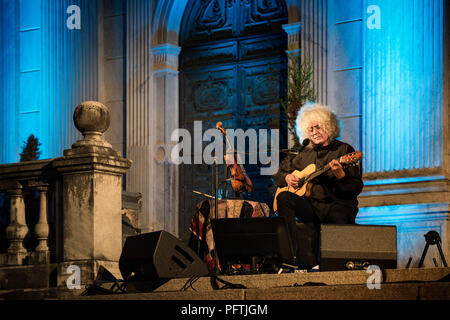 Varallo Sesia, Italt, Angelo Branduardi en concert Banque D'Images