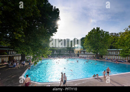 Bad Vöslau : Spa Therme Bad Vöslau, baigneur, Wienerwald, Bois de Vienne, Basse-Autriche, Basse Autriche, Autriche Banque D'Images