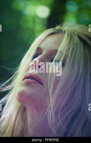 Le Danemark, Roskilde - Juillet 2, 2018. Le Danish one-woman black metal act Myrkur est présenté avant un concert live au cours de la Danish music festival Festival de Roskilde en 2018. (Photo crédit : Gonzales Photo - Malthe Ivarsson). Banque D'Images