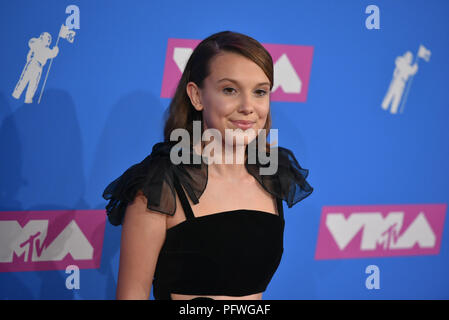 Millie Bobby Brown assiste à la 2018 MTV Video Music Awards au Radio City Music Hall, le 20 août 2018 dans la ville de New York. Banque D'Images