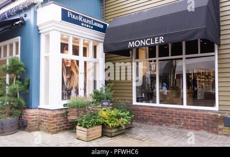 Une journée de shopping à Bicester Village Banque D'Images