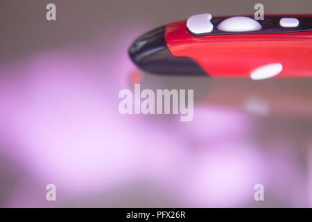 Souris optique usb stylo numérique bluetooth wifi ordinateur écrit avec cliquez sur bouton et molette. Banque D'Images