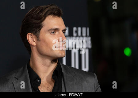 L'acteur Henry Cavill sur le tapis rouge avant la projection du film Mission Impossible un Fallout le Smithsonian National Air and Space Museum le 22 juillet, à Washington, DC. Banque D'Images