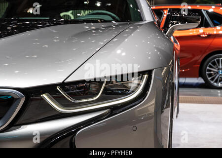 Genève, SUISSE - Le 7 mars 2018 : BMW i8 Coupé voiture de sport électrique présenté à la 88e Salon International de l'Automobile de Genève. Banque D'Images