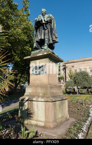 Monument commémoratif de guerre. St. John's Gardens. Liverpool. UK Banque D'Images