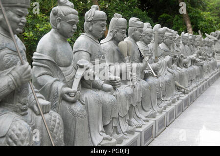 08.01.2018 Sroned à dix mille statues de Bouddhas Monastery à Sha Tin, Hong Kong, Chine Banque D'Images