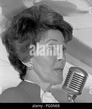 Nancy Reagan pour la collecte de fonds mari Ronald 5/10/76 Banque D'Images