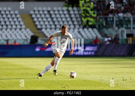 Edin Dzeko de As Roma en action au cours de la série d'un match de football entre Torino Fc et l'AS Roma . Banque D'Images