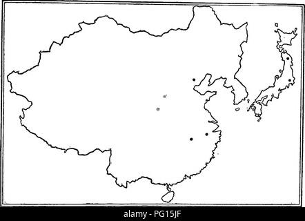 . La brûlure du châtaignier. La brûlure du châtaignier châtaignier ;. L'Endothia parasitica et espèces apparentées. 57 Comme Tachingko est à 300 miles au sud de Changli, où E. parasitica a d'abord recueilli par Meyer, et Yatyeko est de 500 milles à l'ouest d'Tachingko, il semble hautement probable dans les collections que E. parasitica est largement distribué en Chine (fig. 5). Meyer, l'écriture de Hangchow, Juillet 1, 1915, désigne comme suit à l'état de la châtaignes dans cette localité : Eh bien, j'ai quelques découvertes intéressantes à signaler. Premièrement, il y a de nombreux spécimens de Castanea mollissima dispersés dans les bases et sur la basse slo Banque D'Images