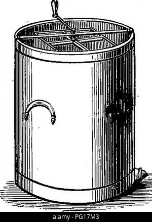 . Les abeilles pour le plaisir et profit ; un guide pour la manipulation des abeilles, la production de miel, et de la gestion générale du rucher. Les abeilles. 48 ABEILLES FOE PLAISIR ET PEOFIT.. Veuillez noter que ces images sont extraites de la page numérisée des images qui peuvent avoir été retouchées numériquement pour plus de lisibilité - coloration et l'aspect de ces illustrations ne peut pas parfaitement ressembler à l'œuvre originale.. Samson, George Gordon. Londres, C. Lockwood et fils Banque D'Images