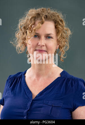 Edinburgh, Ecosse, Royaume-Uni. 23 août 2108. Emma Viskic l'écrivain australienne de lutte contre la criminalité. Son nouveau livre est 'et feu'. Credit : Iain Masterton/Alamy Live News Banque D'Images