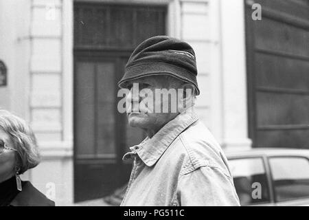 L'écrivain tchèque Bohumil Hrabal à Paris en 1990. Banque D'Images