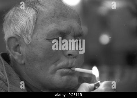 L'écrivain tchèque Bohumil Hrabal à Paris en 1990. Banque D'Images